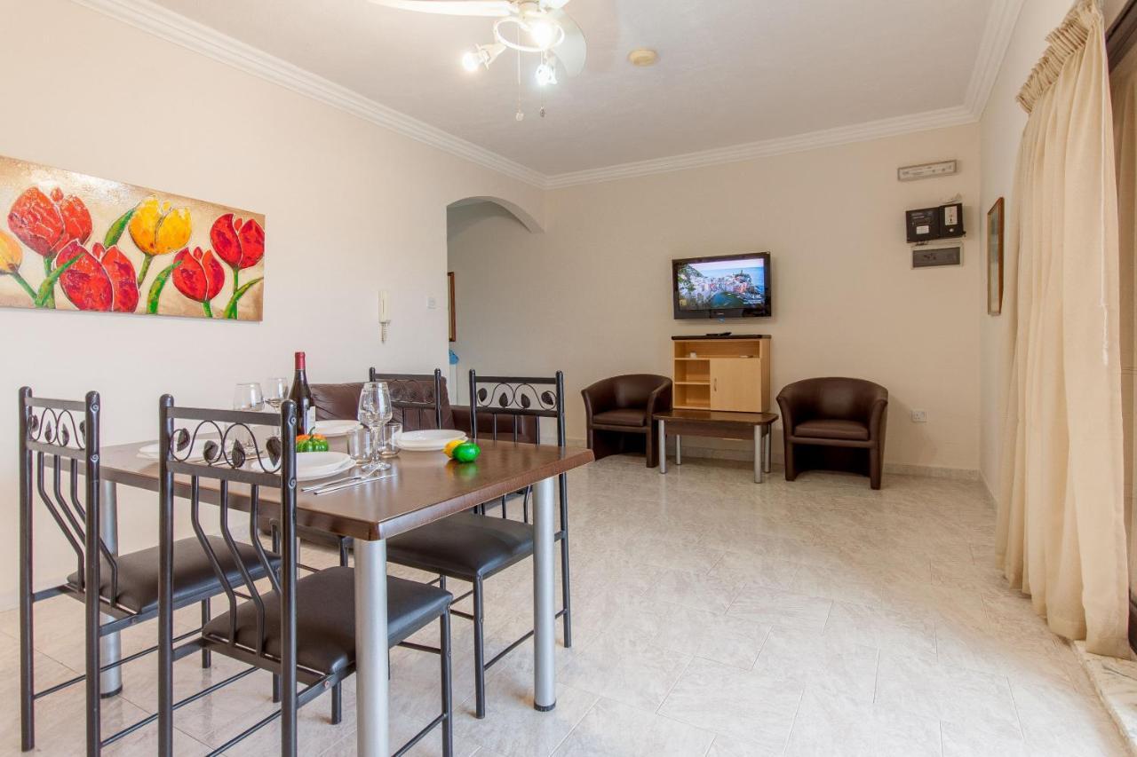 Pool And Sea Merill Apartments - Happy Rentals Mellieħa Buitenkant foto