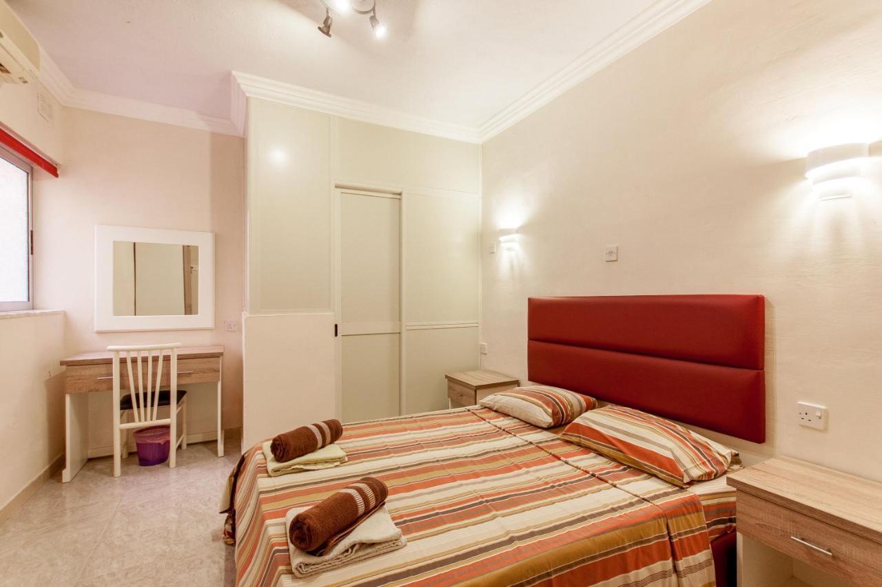 Pool And Sea Merill Apartments - Happy Rentals Mellieħa Buitenkant foto