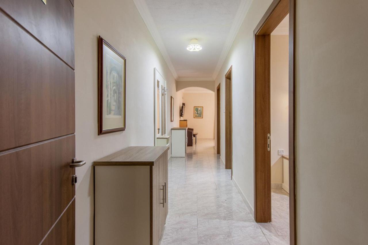 Pool And Sea Merill Apartments - Happy Rentals Mellieħa Buitenkant foto