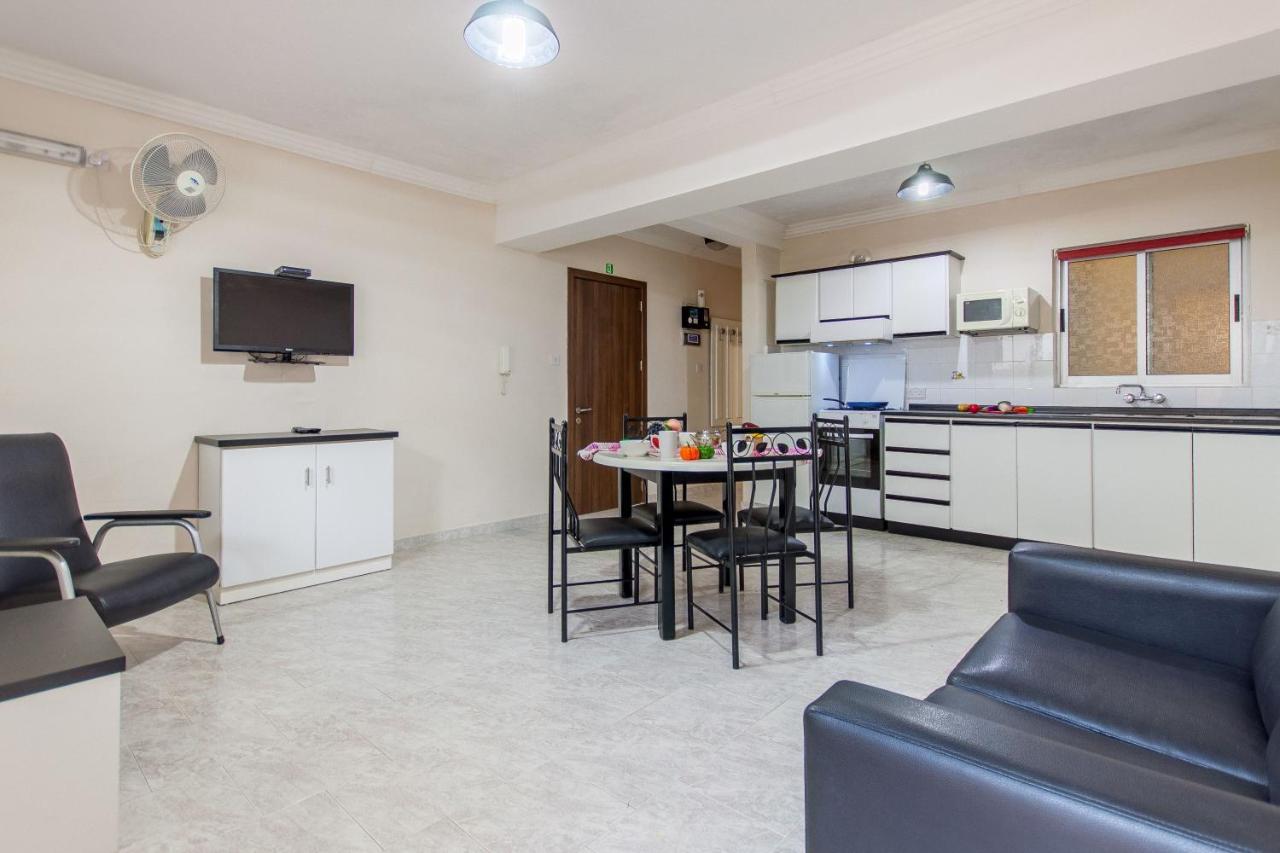 Pool And Sea Merill Apartments - Happy Rentals Mellieħa Buitenkant foto