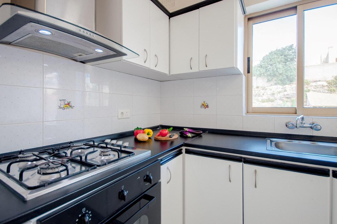 Pool And Sea Merill Apartments - Happy Rentals Mellieħa Buitenkant foto