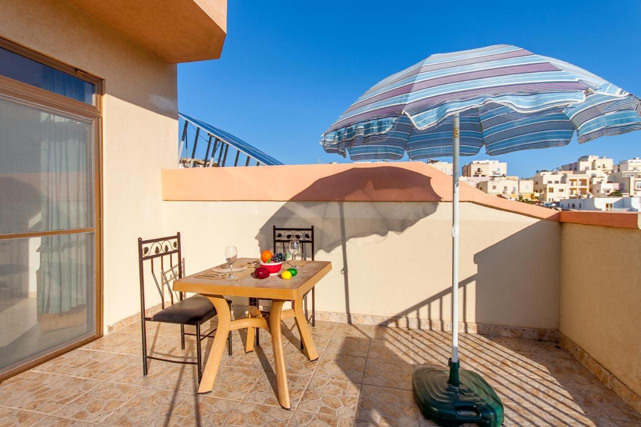 Pool And Sea Merill Apartments - Happy Rentals Mellieħa Buitenkant foto